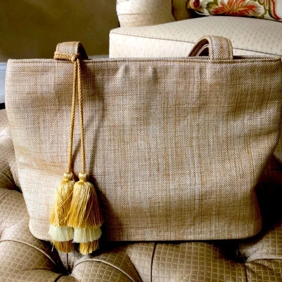 NEW DAVID JEFFREY Neutral Tote Handbag Double Handles Tassel Exterior Zip Pocket